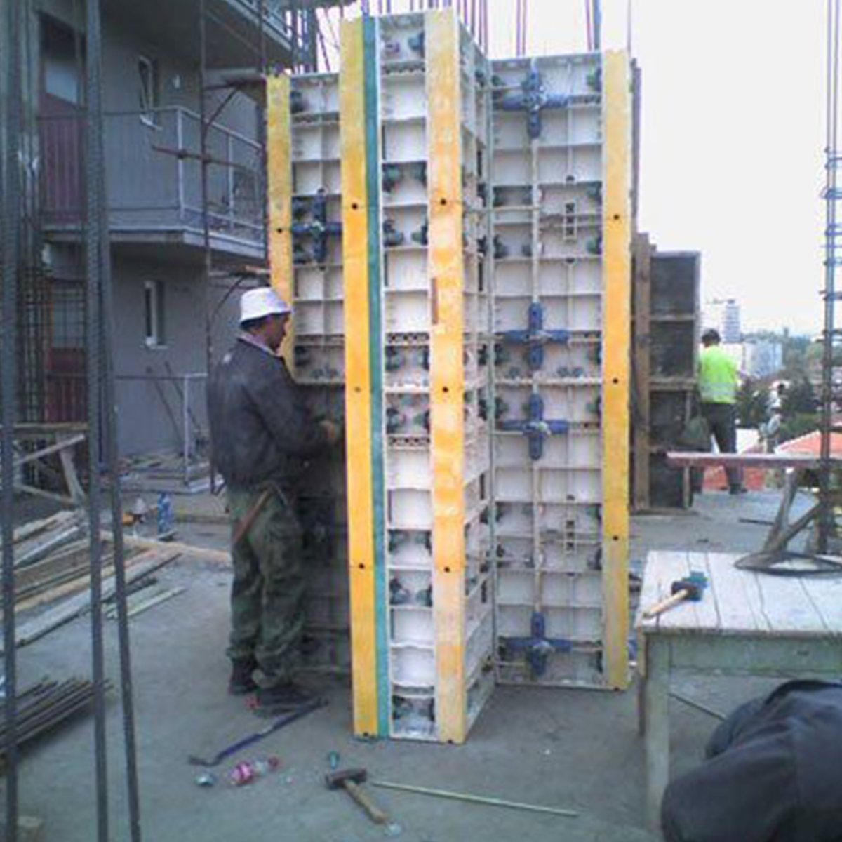 Cimbras en Fibra de Vidrio para Columnas